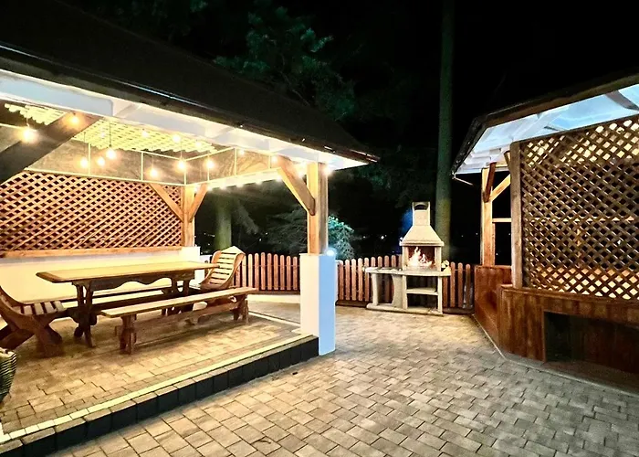 зелений ретрит Apartment Skole