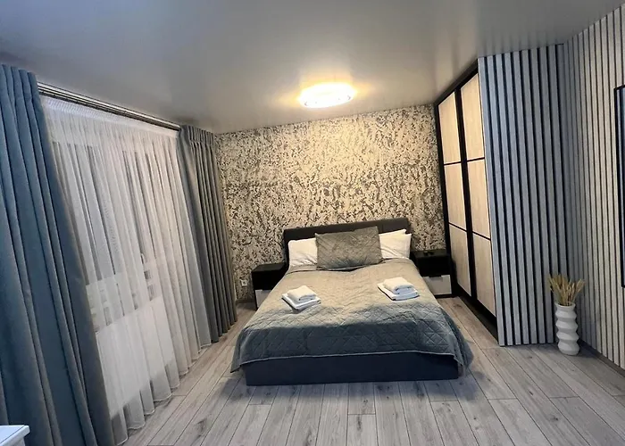 зелений ретрит Apartament Skole